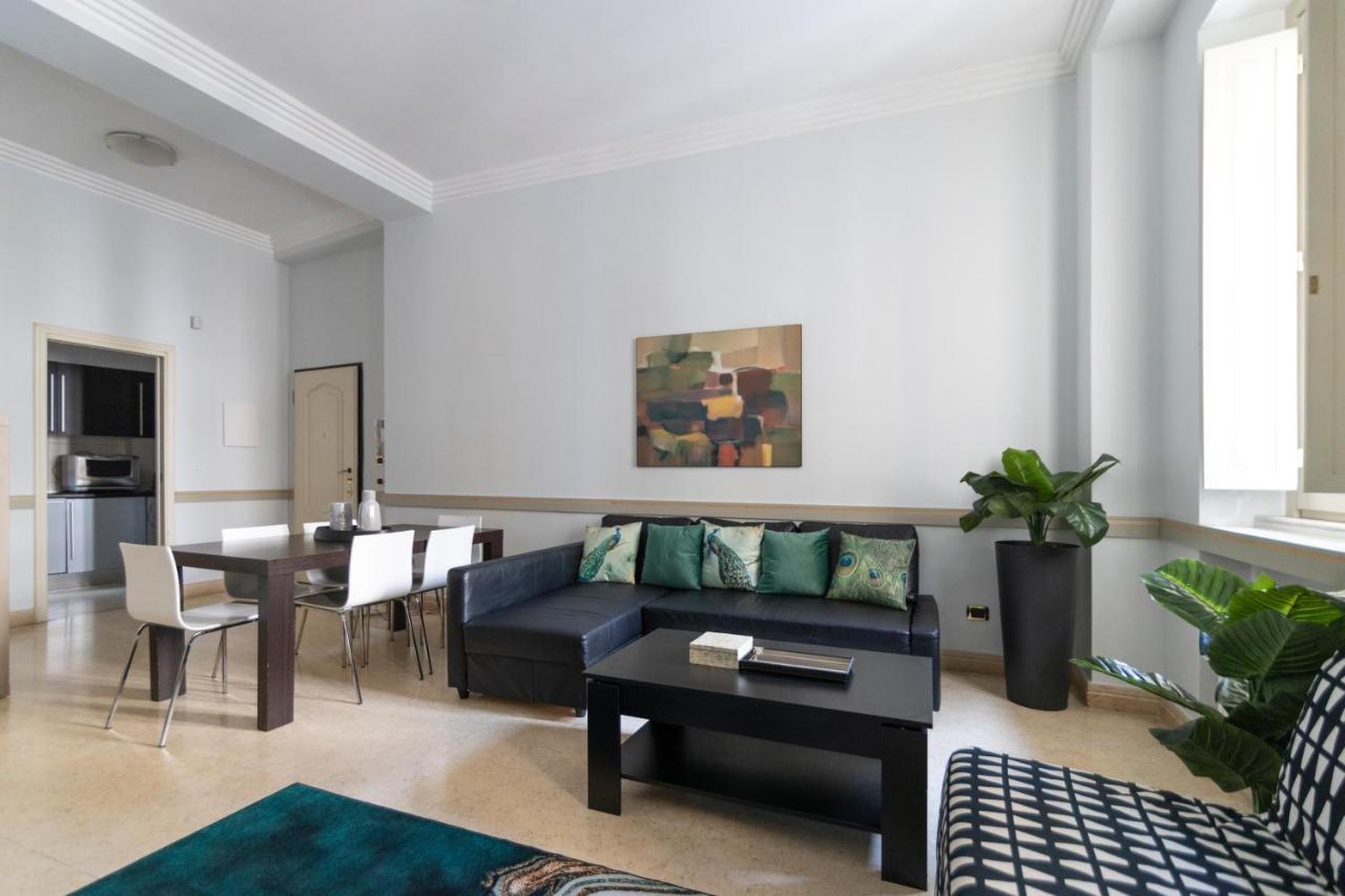 Apartmán Dimora Storica Palazzo Marescalchi Belli Řím Exteriér fotografie
