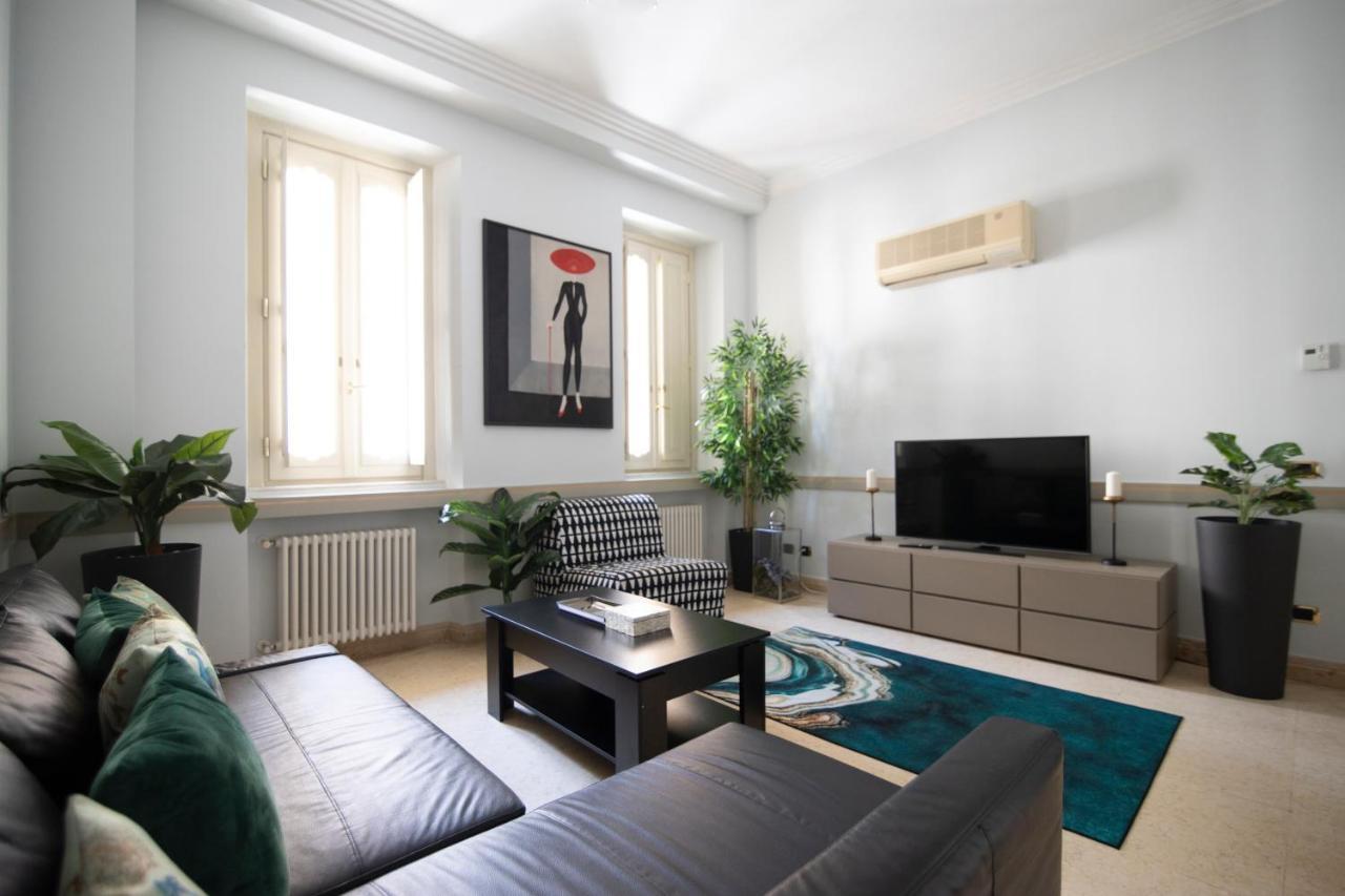 Apartmán Dimora Storica Palazzo Marescalchi Belli Řím Exteriér fotografie