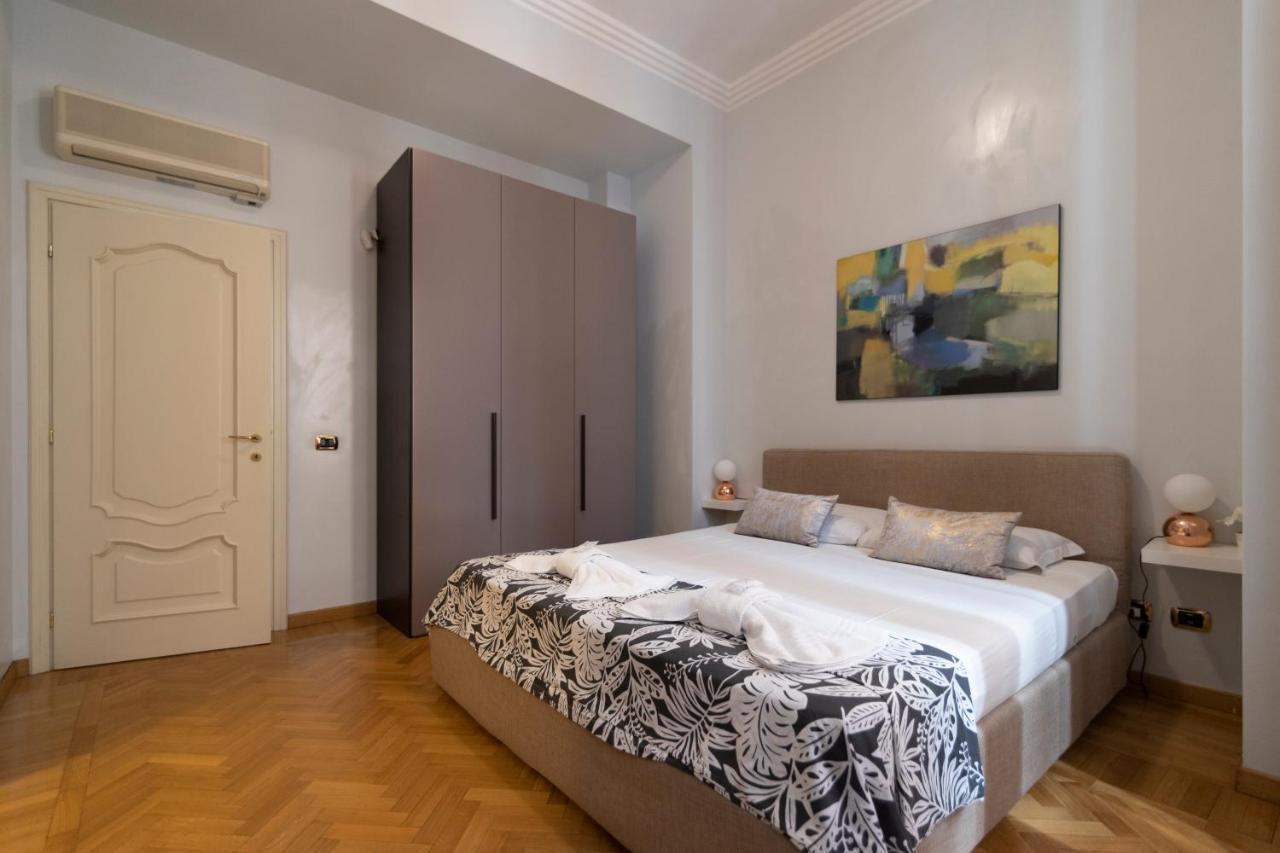 Apartmán Dimora Storica Palazzo Marescalchi Belli Řím Exteriér fotografie