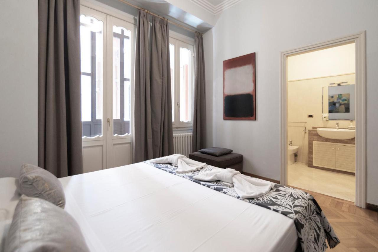 Apartmán Dimora Storica Palazzo Marescalchi Belli Řím Exteriér fotografie