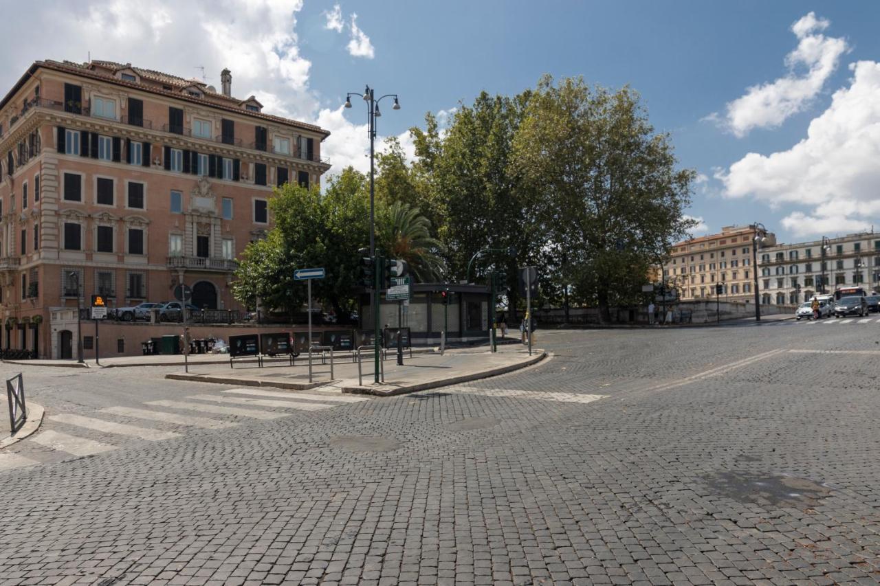 Apartmán Dimora Storica Palazzo Marescalchi Belli Řím Exteriér fotografie