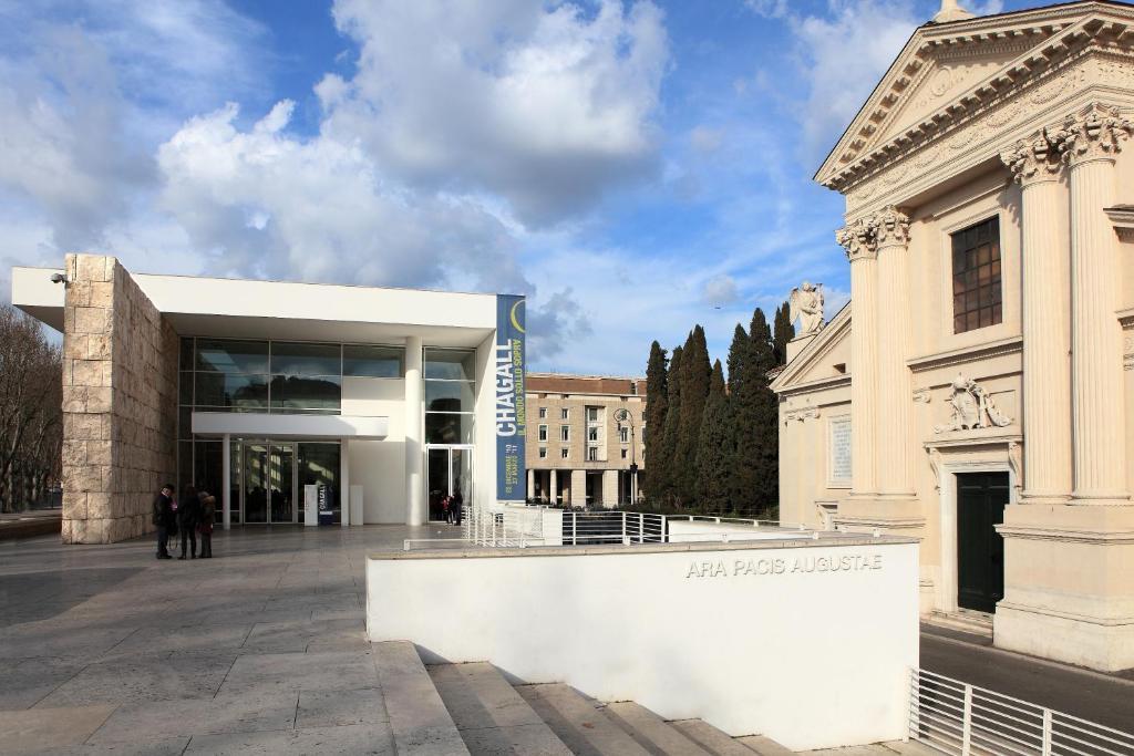 Apartmán Dimora Storica Palazzo Marescalchi Belli Řím Pokoj fotografie