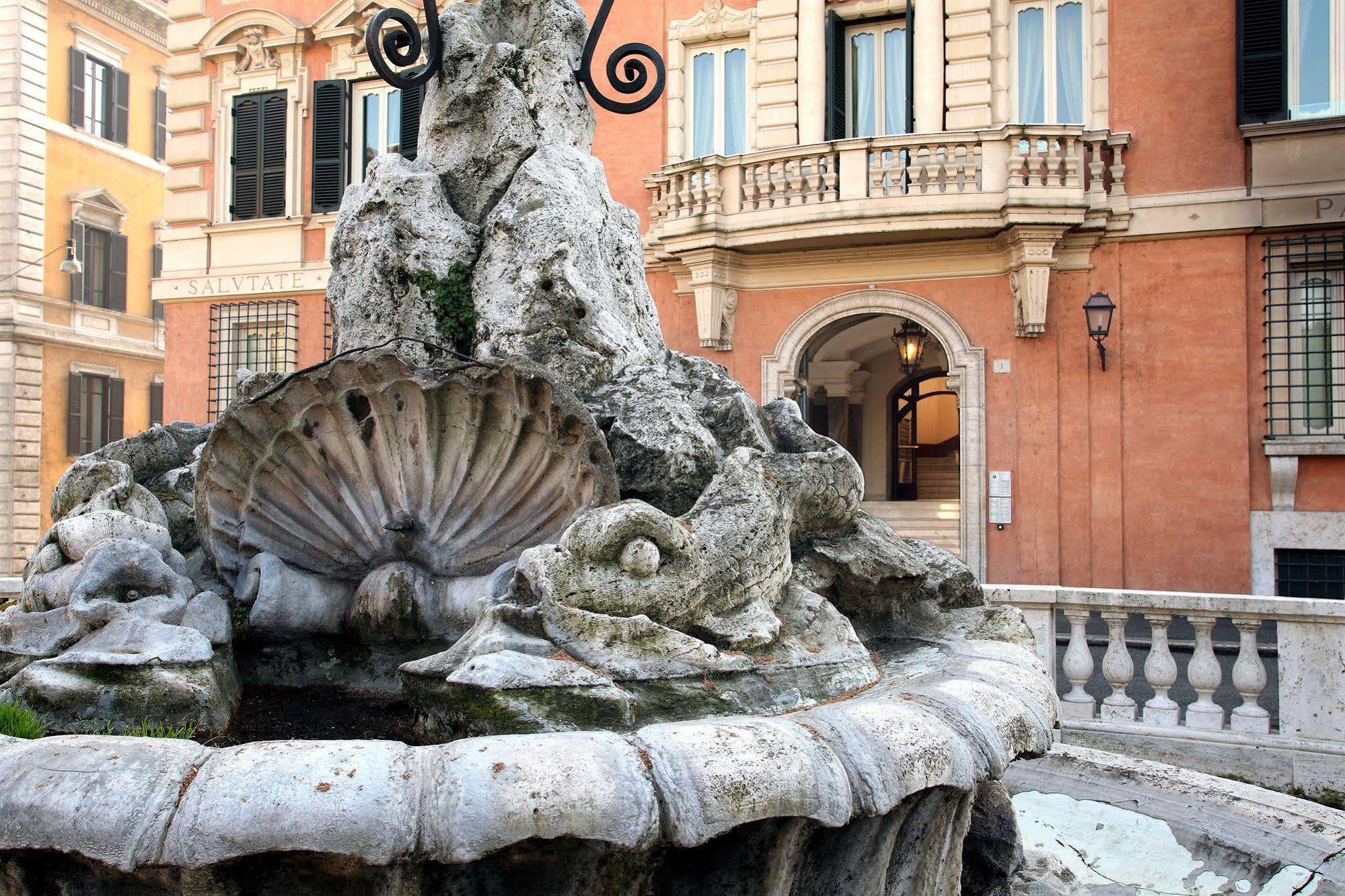 Apartmán Dimora Storica Palazzo Marescalchi Belli Řím Exteriér fotografie